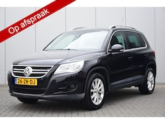 Volkswagen Tiguan - 1.4 TSI Sport&Style 4Motion Leer/Verwarmd Priv/Glass Ecc Cruise Trekhaak