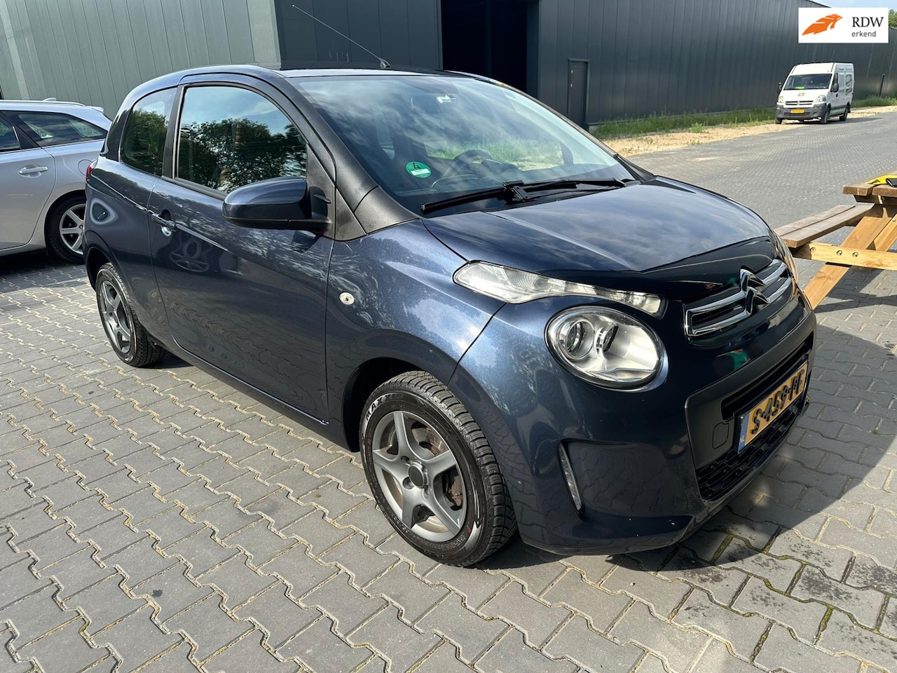Citroën C1 - 1.0 e-VTi Airscape Shine 1.0 e-VTi Airscape Shine - AutoWereld.nl