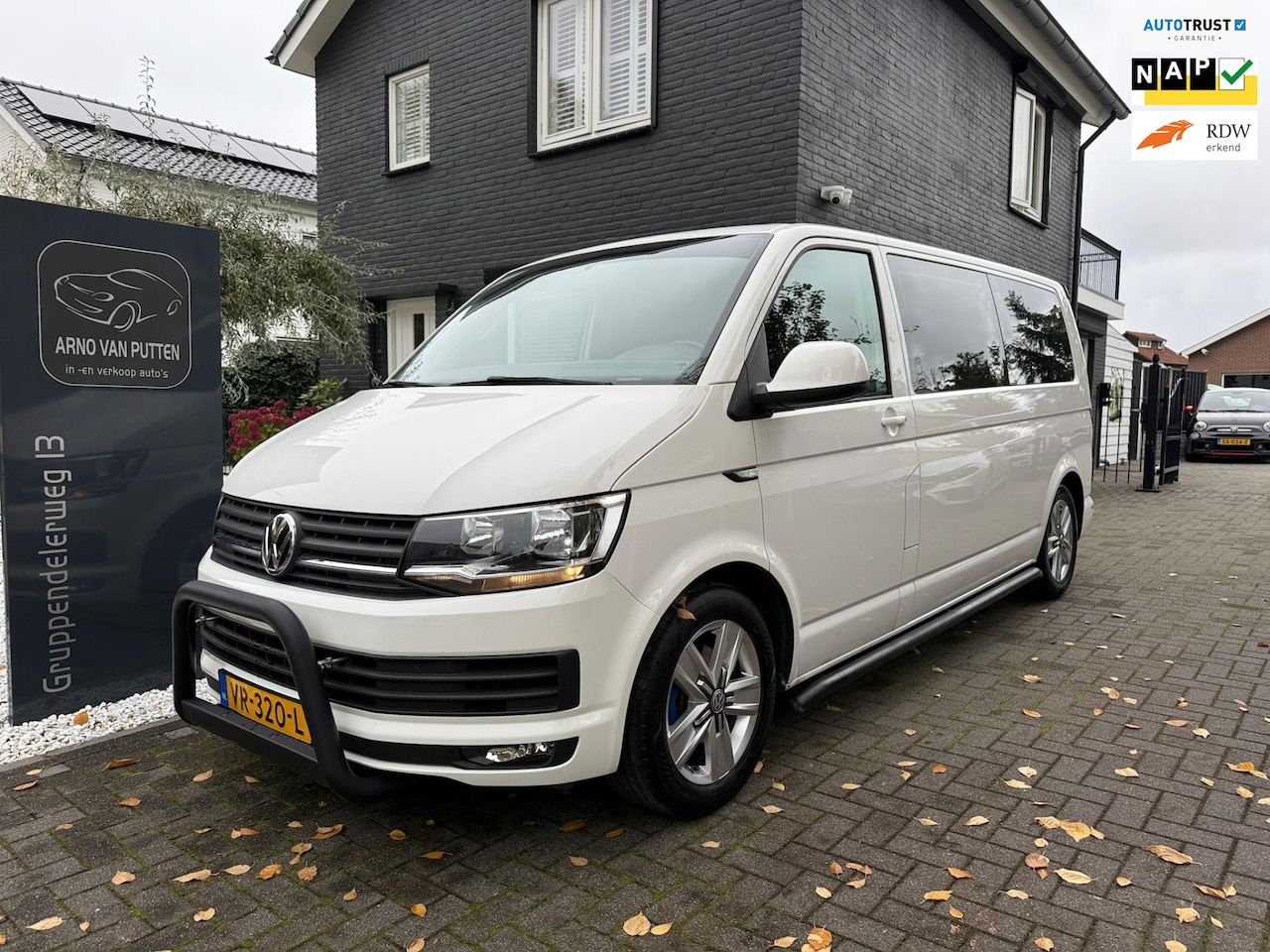 Volkswagen Transporter - 2.0 TDI L2 Dubbel Cabine - 6 persoons - AutoWereld.nl