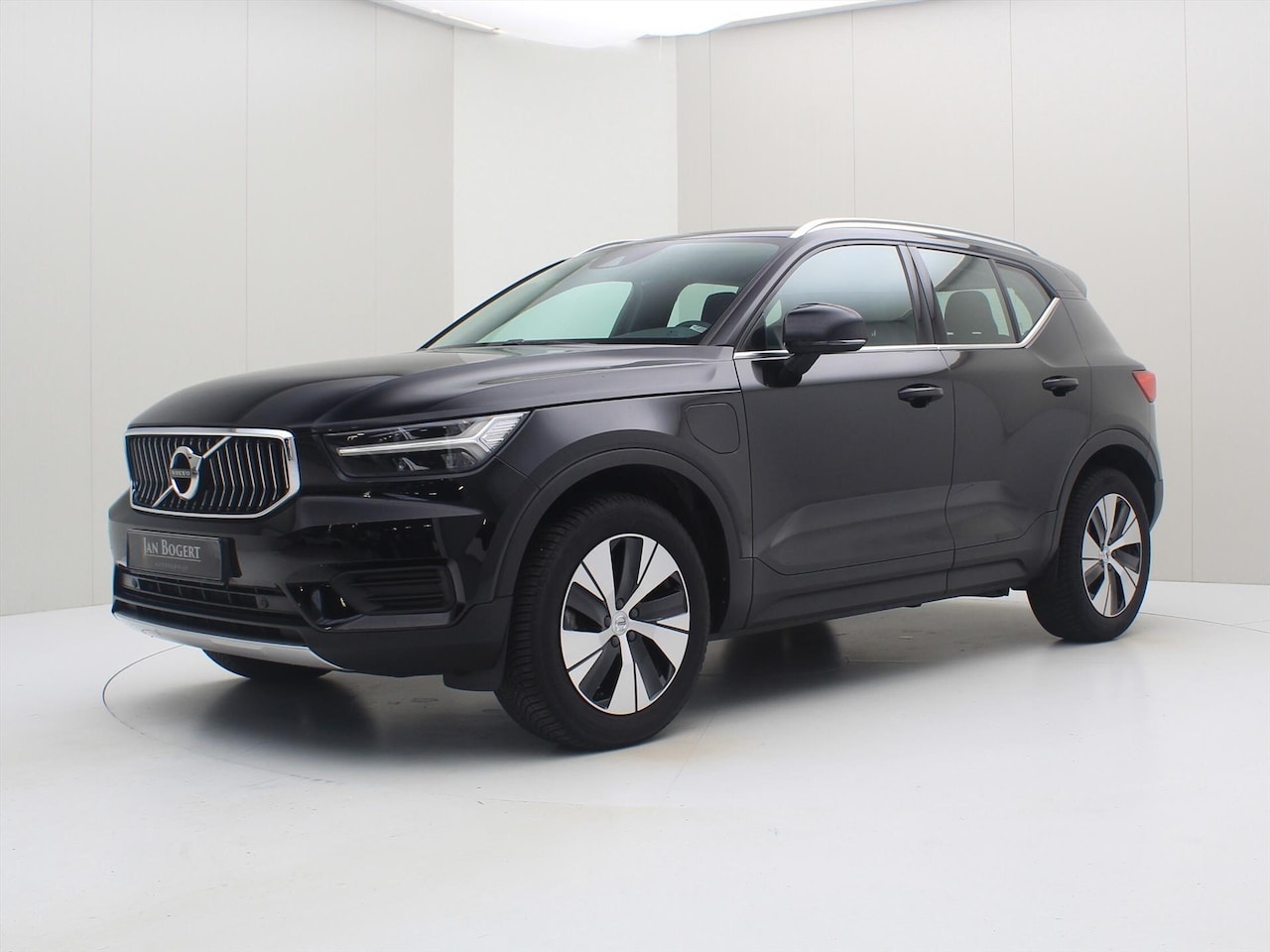 Volvo XC40 - T4 Recharge 1.5 211PK Geartronic Inscription Expression [ TREKHAAK+LEDER+WINTER+PARK ASSIS - AutoWereld.nl
