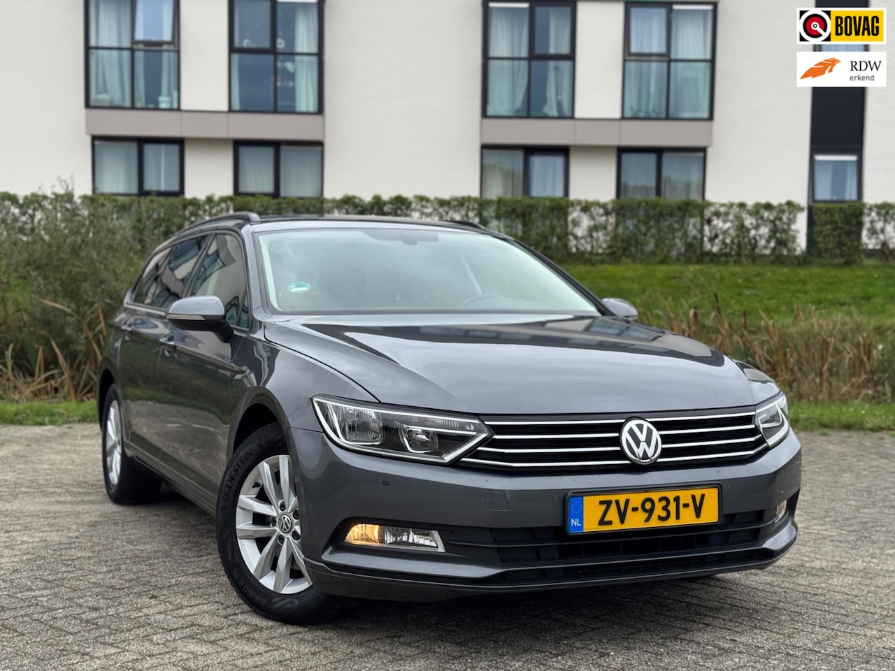 Volkswagen Passat Variant - 1.4 TSI Connected Series Navi | Keyless | Cruise | PDC | ACC | Front Assist - AutoWereld.nl