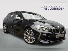 BMW 1-serie - M135i xDrive High Executive Panoramadak, Head up