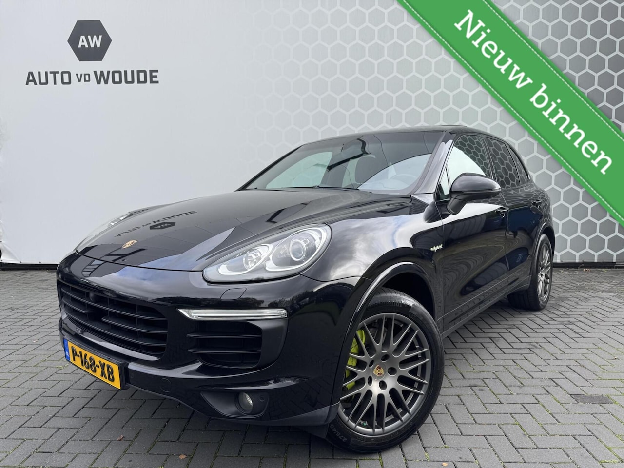 Porsche Cayenne - 3.0 S E-Hybrid Edition Panoramadak Trekhaak Carplay - AutoWereld.nl
