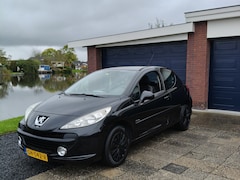 Peugeot 207 - 1.4 XR