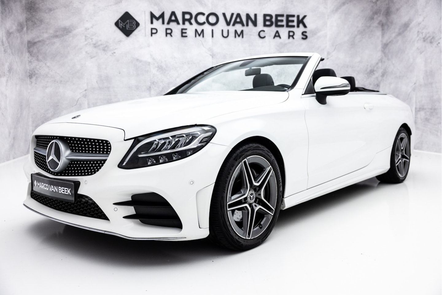 Mercedes-Benz C-klasse Cabrio - 200 Premium Pack AMG Facelift | Distronic | Essenhout | Camera - AutoWereld.nl