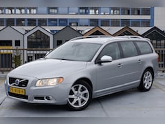 Volvo V70 - 2.0 D3 163PK Summum R-Design *5-CILINDER