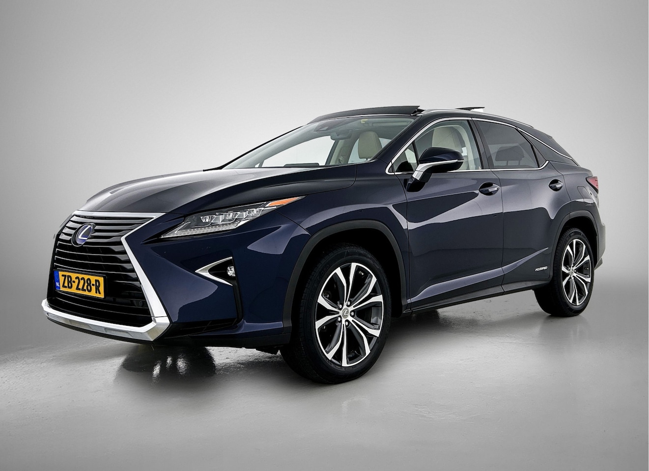 Lexus RX 450h - 4WD Luxury Line - AutoWereld.nl