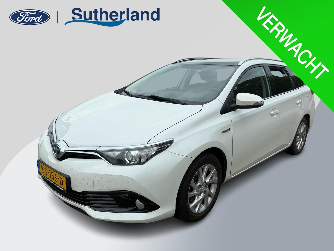 Toyota Auris - 1.8 Hybrid Trend 136pk Automaat | Trekhaak | Panorama dak | Navigatie | Achteruitrijcamera - AutoWereld.nl