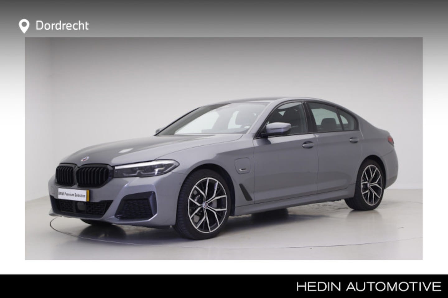 BMW 5-serie - 530e M-Sport | 19" | Trekhaak | Harman Kardon | Driving Assistant Professional | - AutoWereld.nl
