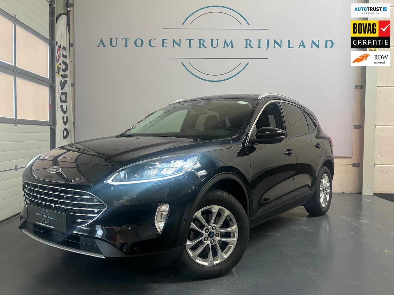 Ford Kuga - 2.5 PHEV Titanium X 1 JAAR BOVAG GARANTIE - AutoWereld.nl