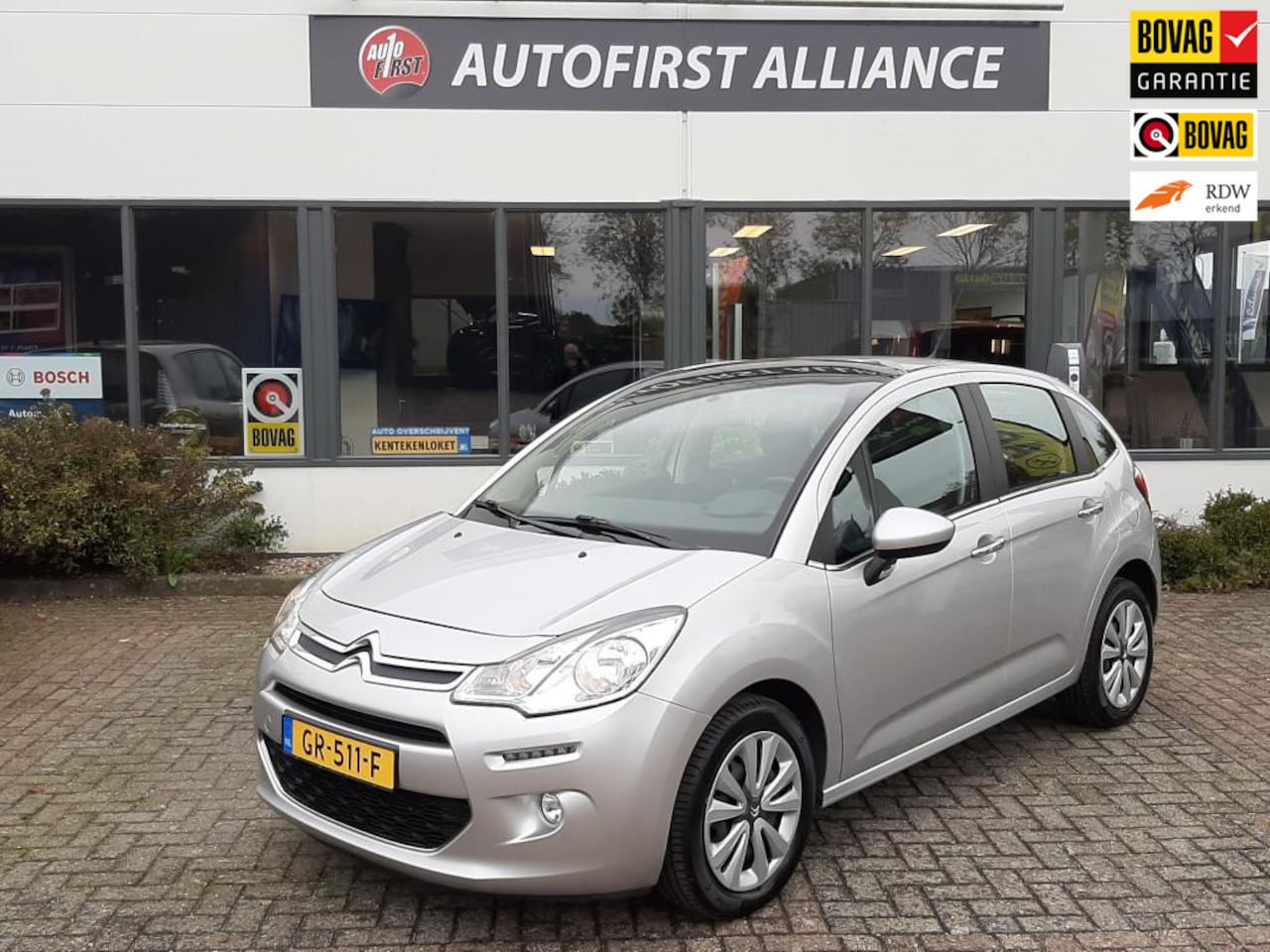 Citroën C3 - 1.0 PureTech Collection met afn /trekhaak - AutoWereld.nl