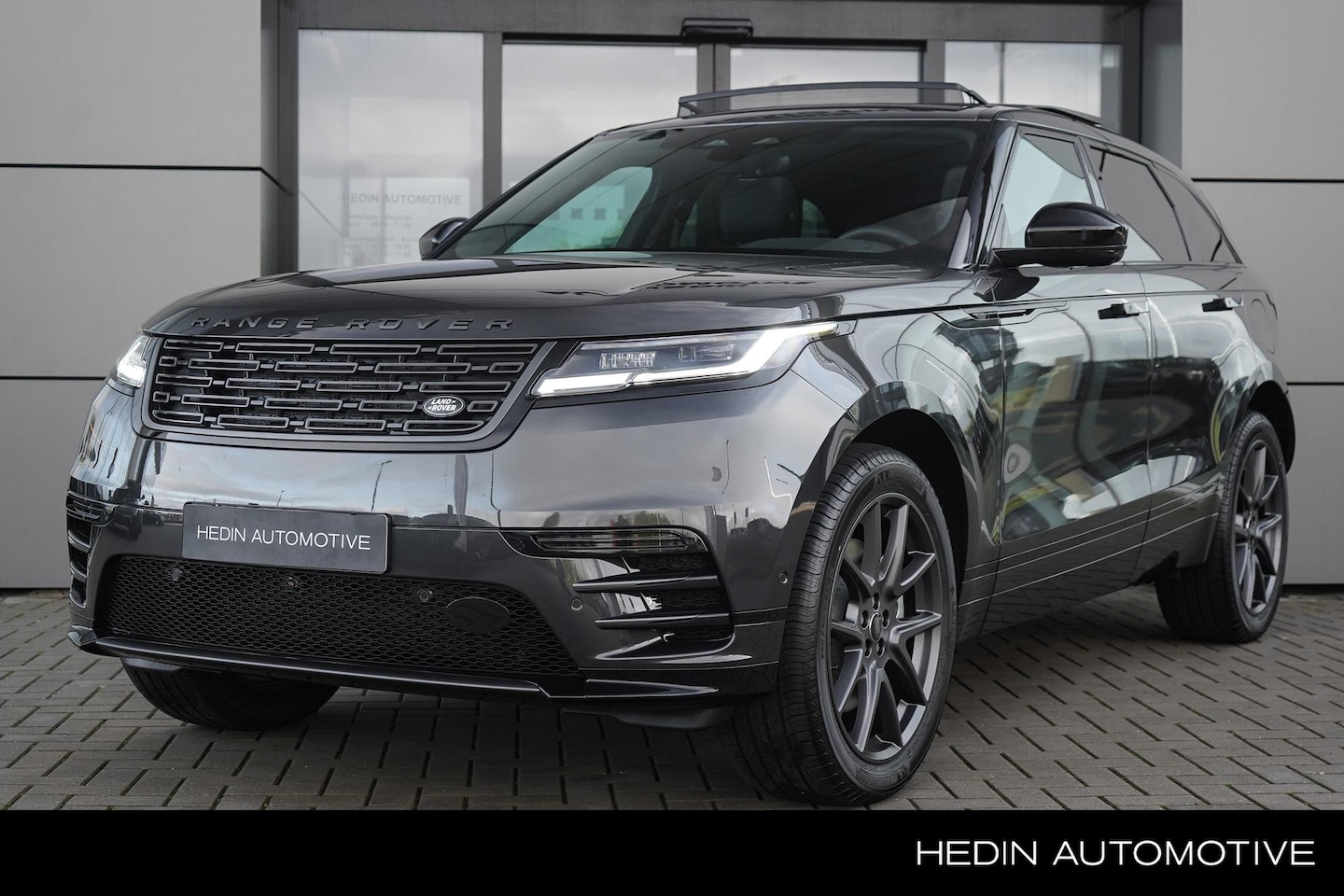 Land Rover Range Rover Velar - 2.0 P400e AWD Graphite Edition PHEV Elektrisch Panoramadak | 5 jaar garantie | - AutoWereld.nl