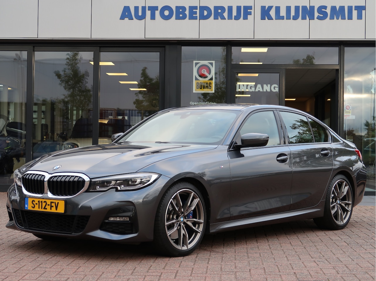 BMW 3-serie - 330i High Executive M-Sport - AutoWereld.nl