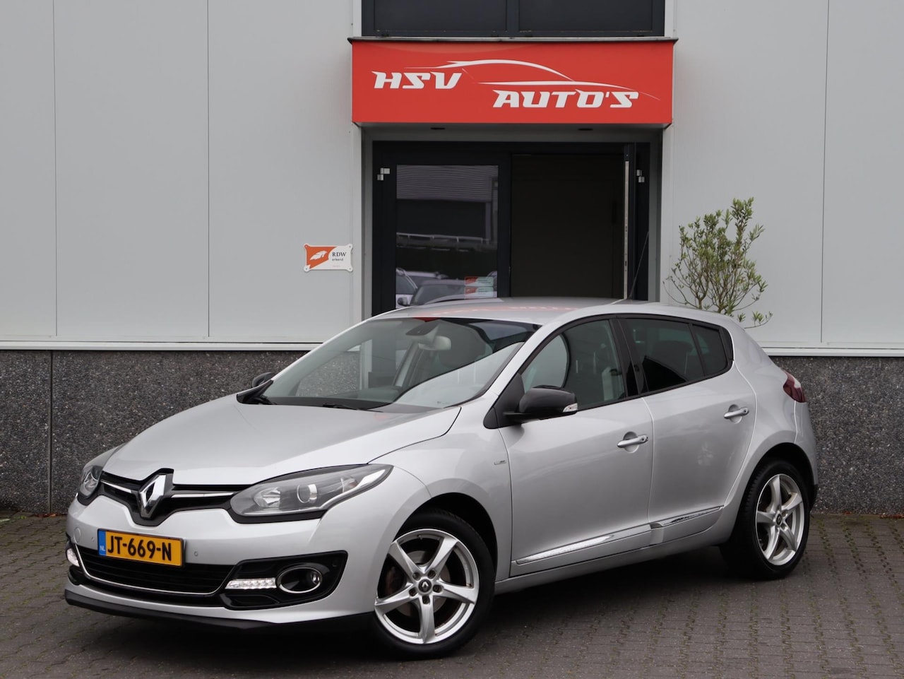 Renault Mégane - 1.2 TCe Bose automaat LM 4-deurs - AutoWereld.nl