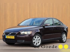 Volvo S40 - 1.8 Edition II org.NL leer+vw trekhaak