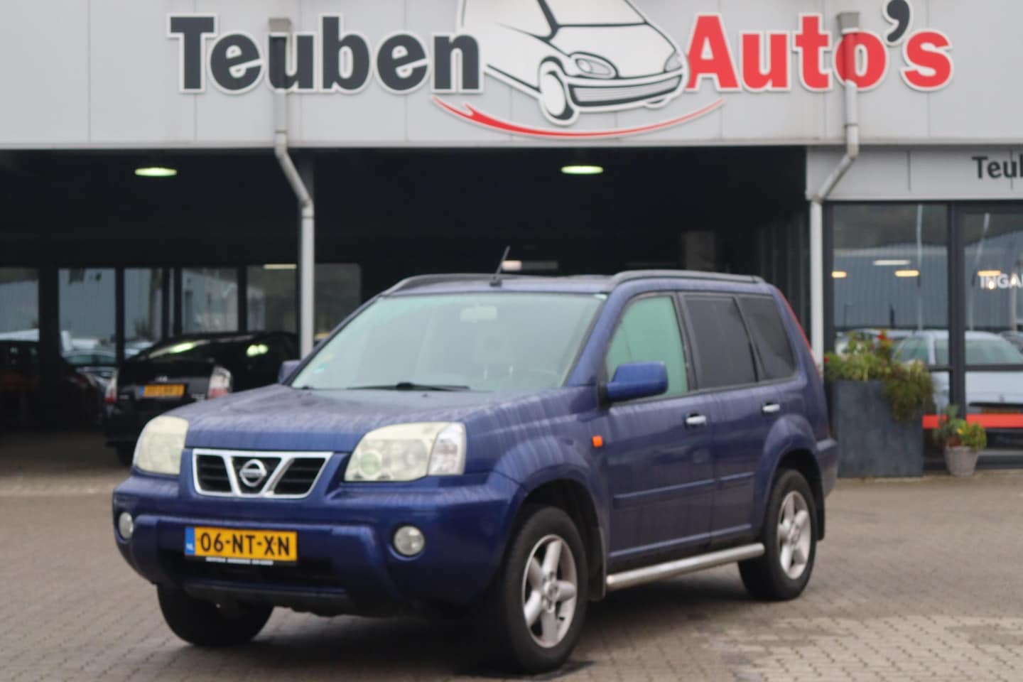 Nissan X-Trail - 2.0 Luxury 2.0 Luxury (Gebruikt olie), Climate control, Trekhaak, Lichtmetalen wielen, Sidebars, Elek - AutoWereld.nl