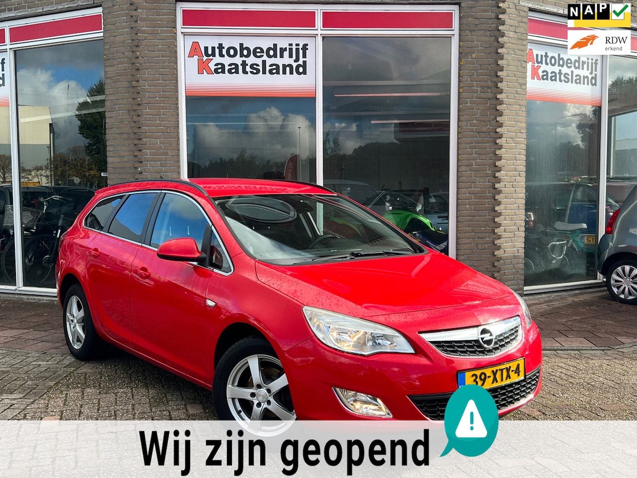Opel Astra Sports Tourer - 1.4 Turbo Anniversary Edition 1.4 Turbo Anniversary Edition - AutoWereld.nl