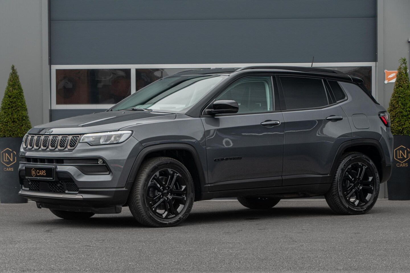 Jeep Compass - 1.3T Limited | Stuurwiel verwarmd | Camera - AutoWereld.nl
