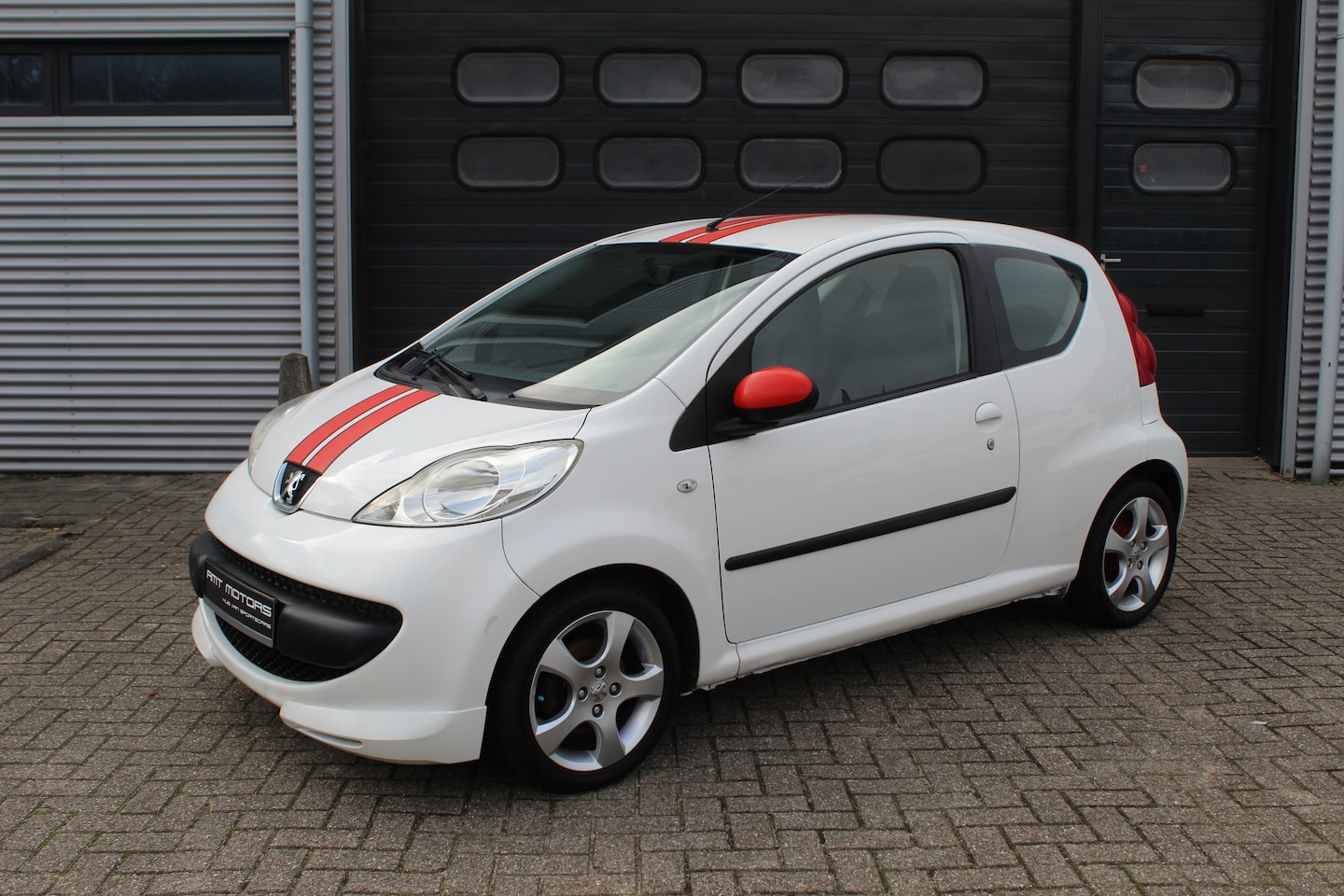 Peugeot 107 - 1.0-12V XR Sporty - AutoWereld.nl