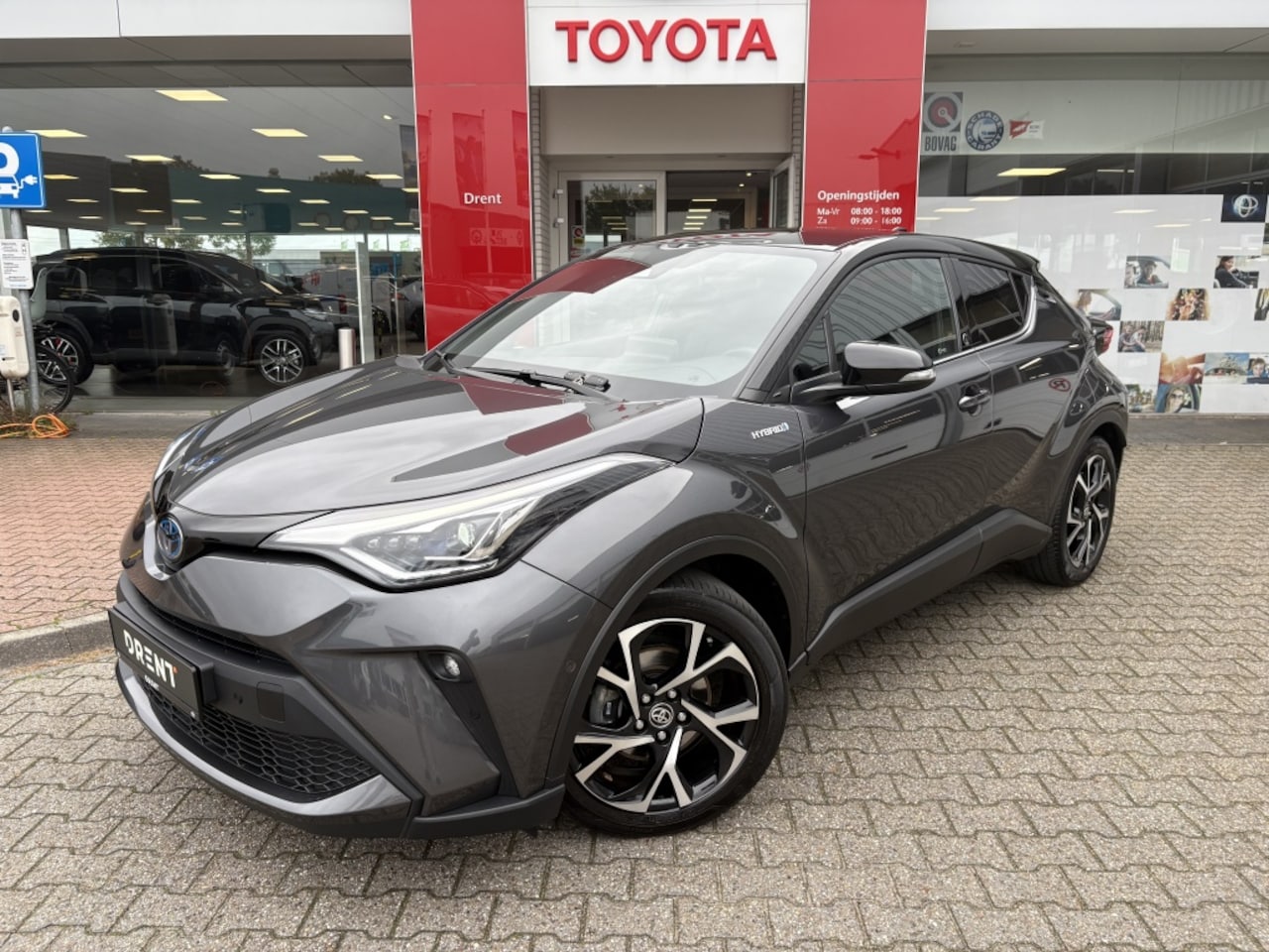 Toyota C-HR - 2.0 Hybrid Style | Trekhaak | Blindspot | Carplay/Android auto | - AutoWereld.nl