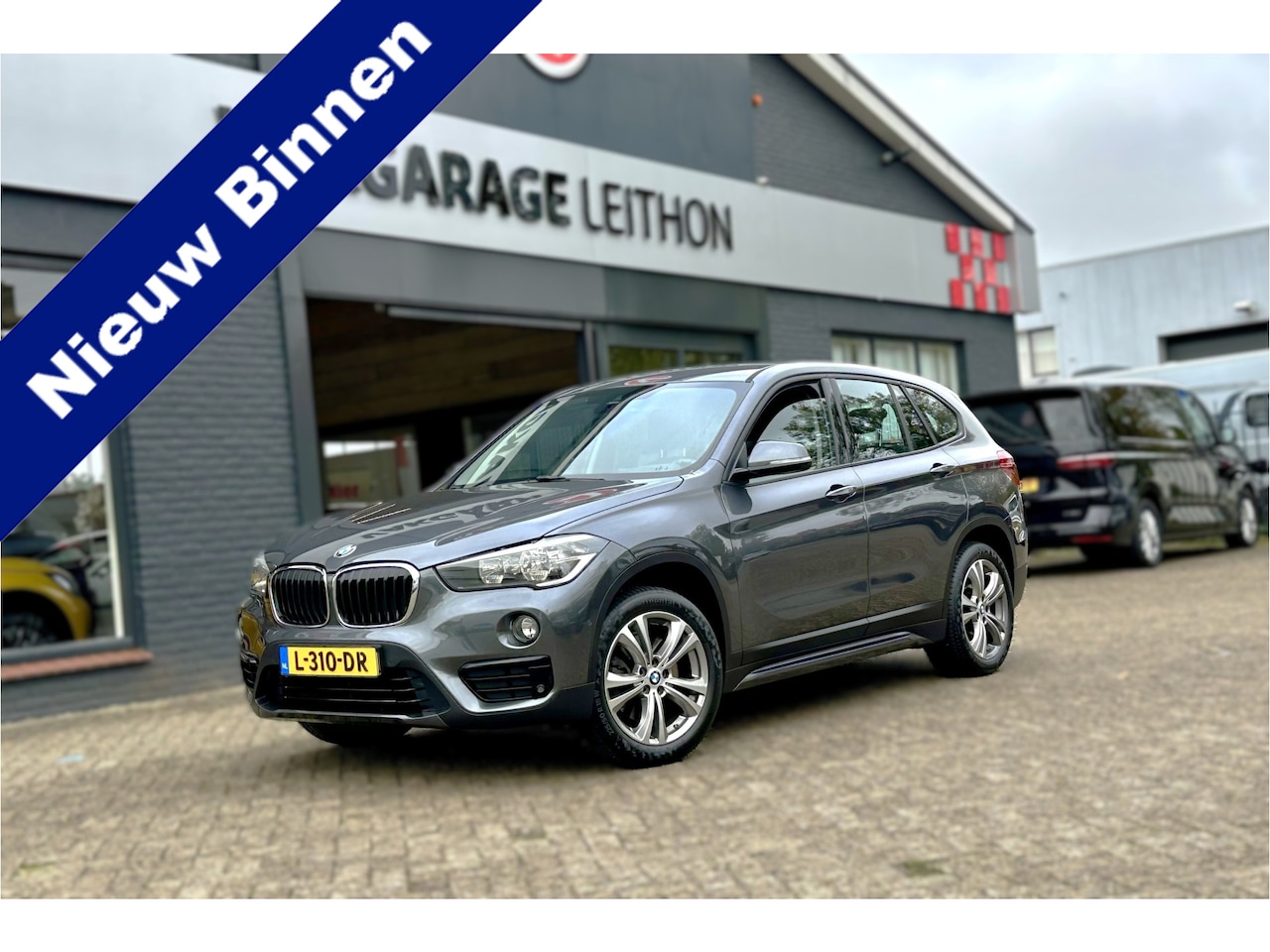 BMW X1 - xDrive20i Executive 192pk | afneembare trekhaak | 2.000kg trekgewicht - AutoWereld.nl