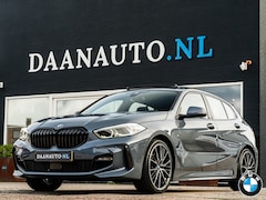 BMW 1-serie - 118i High Executive M Sport Pano 19" Individual