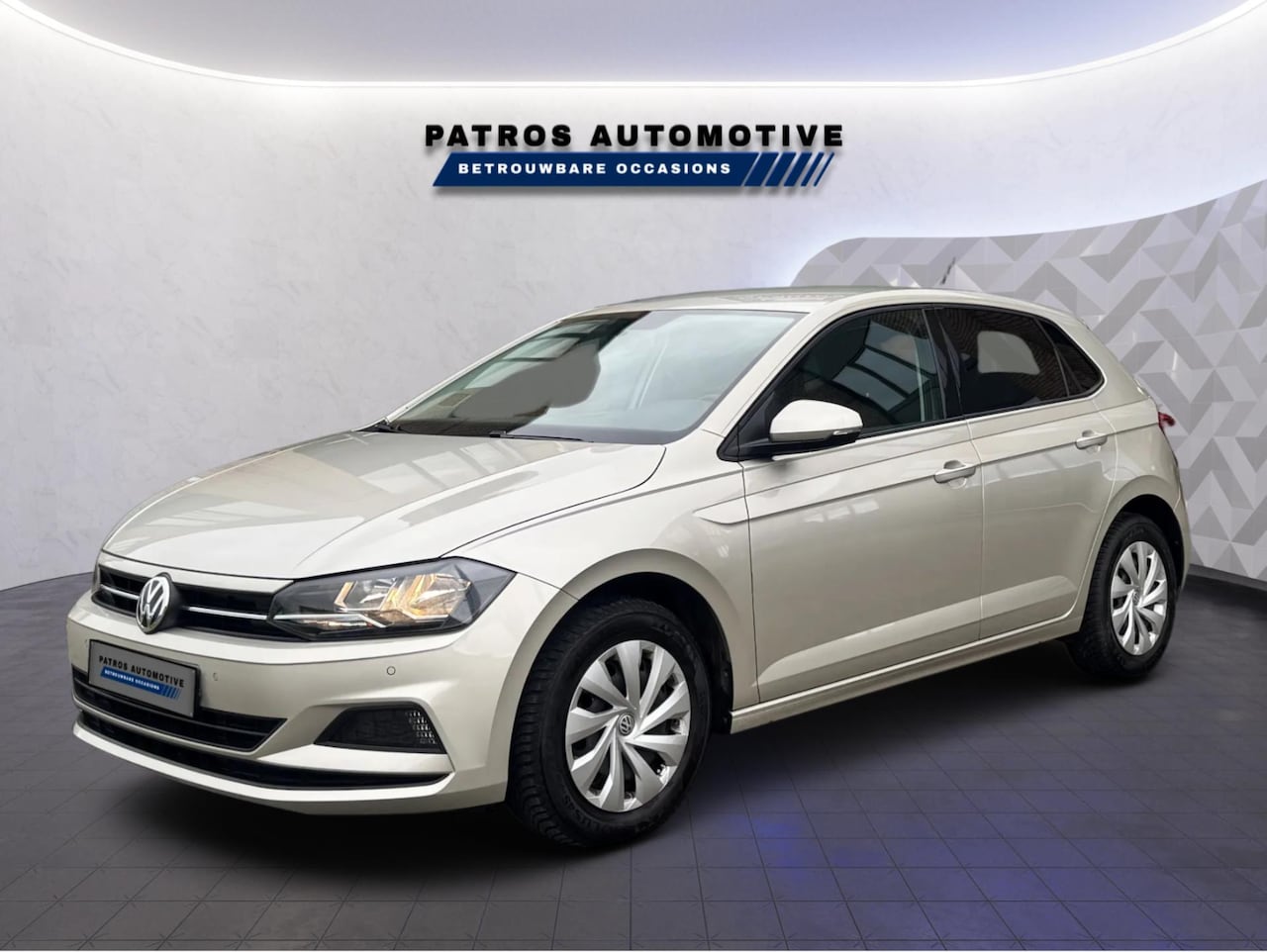 Volkswagen Polo - 1.0 Comfortline Airco | Cruise Control | Parkeersensoren - AutoWereld.nl