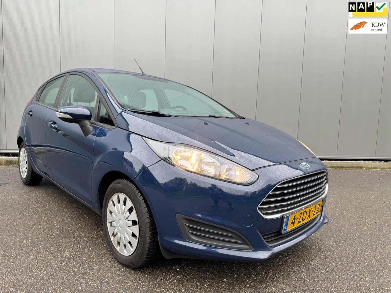 Ford Fiesta - 1.6 TDCi Lease Style NAVI AIRCO - AutoWereld.nl