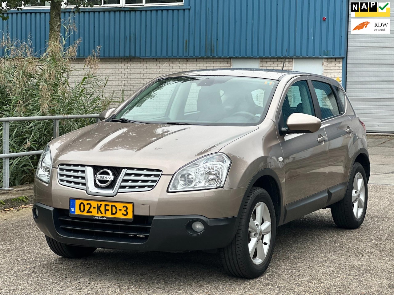 Nissan Qashqai - 1.6 Acenta Clima! 102.400 KM NAP! 1e Eigenaar! PDC! - AutoWereld.nl
