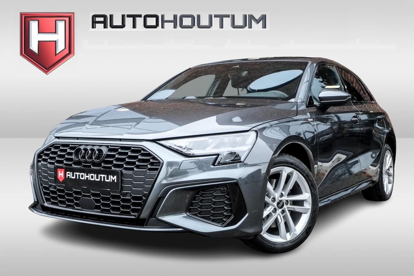 Audi A3 Sportback - 40 TFSI e S-LINE Achteruitrijcamera, Navigatie, Carplay - AutoWereld.nl