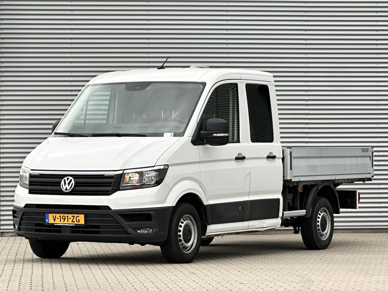 Volkswagen Crafter - 35 2.0 TDI L3 DC Highline openlaadbak - AutoWereld.nl