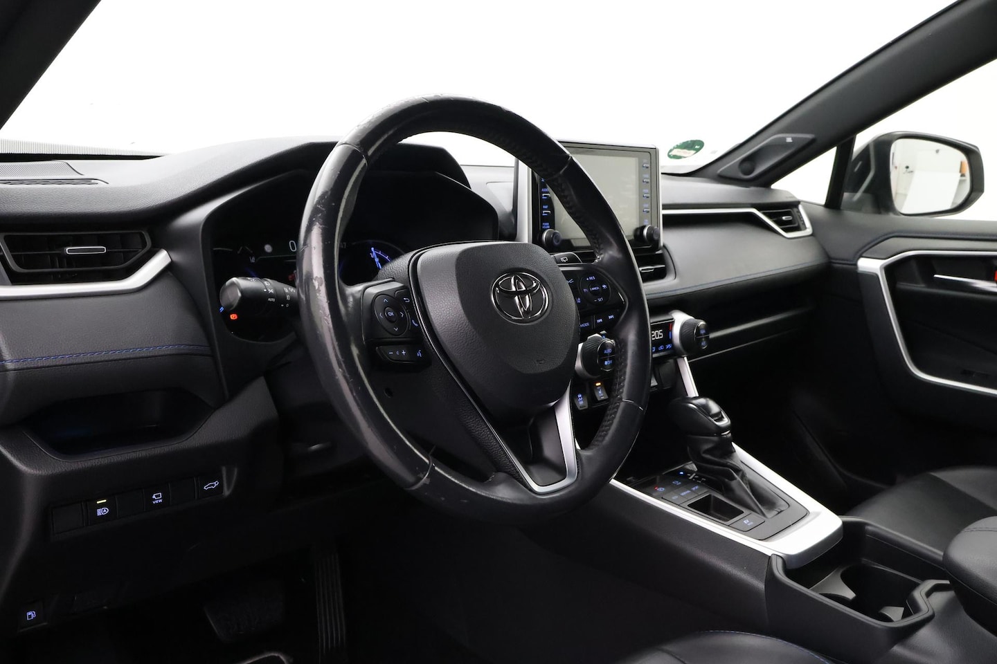 Toyota RAV4 - 2.5 Hybrid Bi-Tone | Trekhaak | Navigatie | 360 camera | Leder | Stoelverwarming | Dodehoe - AutoWereld.nl