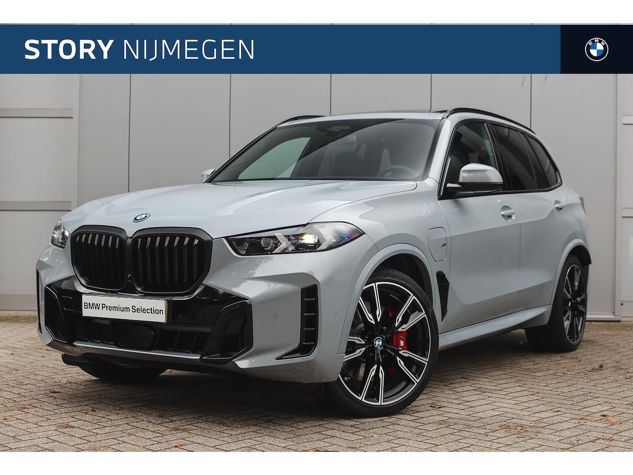 BMW X5 - xDrive50e High Executive M Sport Automaat / Panoramadak / Trekhaak / Parking Assistant Pro - AutoWereld.nl