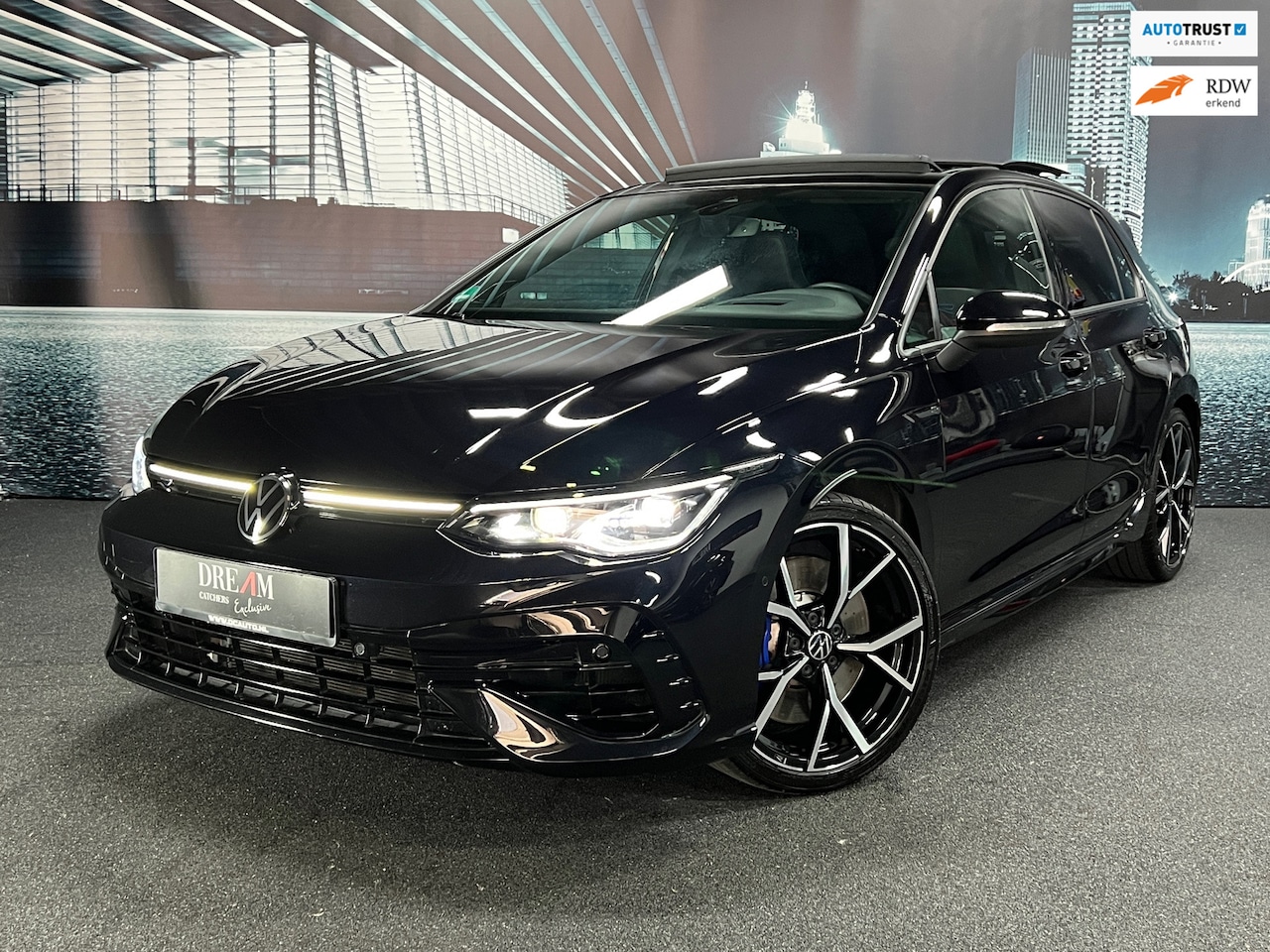 Volkswagen Golf - 8 2.0 TSI R 4Motion PERFORMANCE AKRA/DRIFT/FULL OPTION - AutoWereld.nl