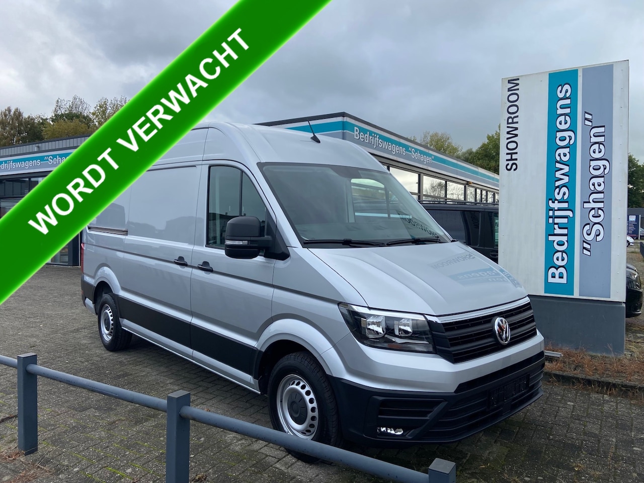 Volkswagen Crafter - 35 2.0 TDI L3H3 177pk | Highline | Automaat | 3.0T Trekhaak - AutoWereld.nl