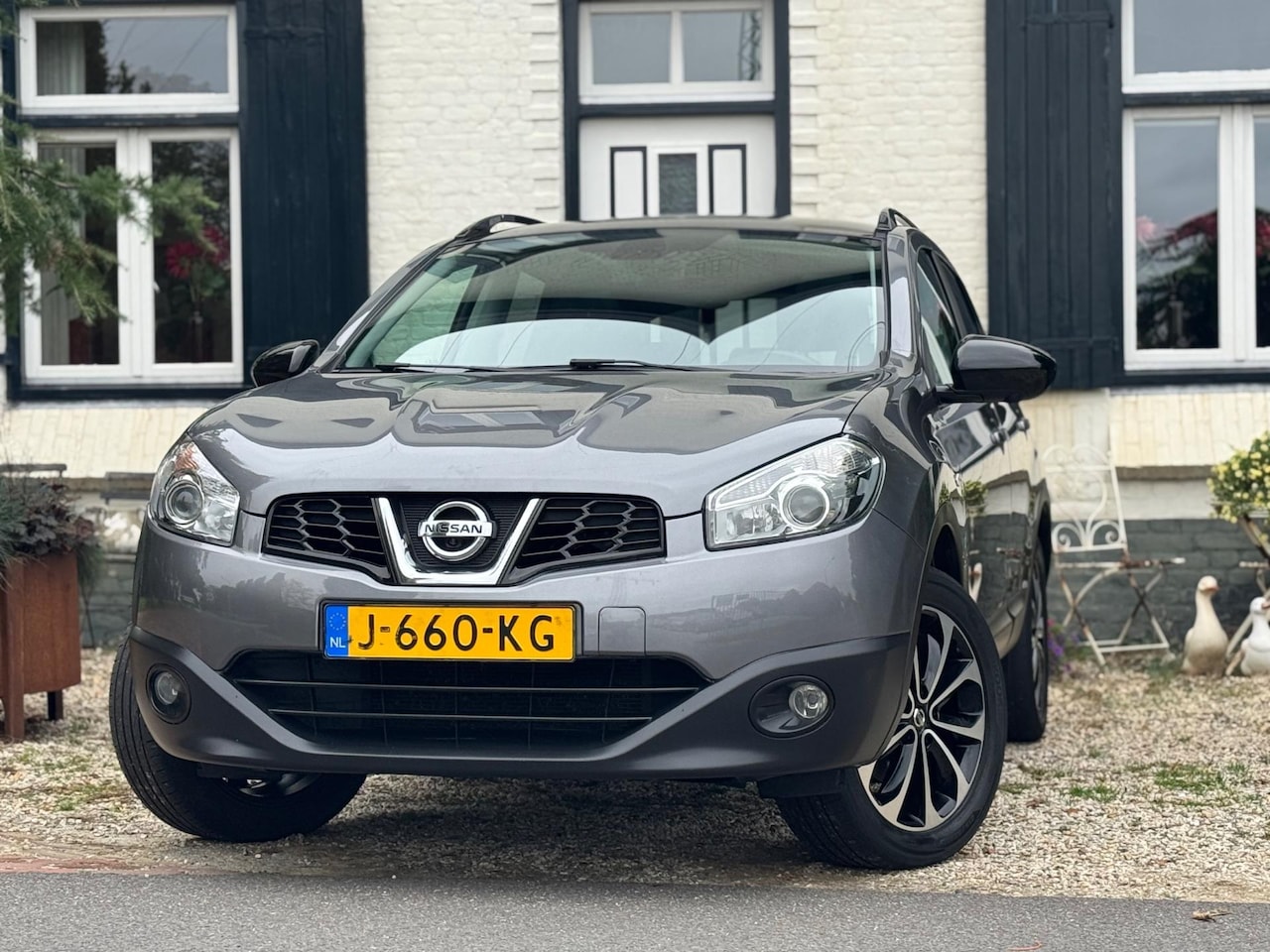 Nissan Qashqai - 1.6|360cam|Navi|Pano|Cruise|Goed onderhouden|Nette auto! - AutoWereld.nl