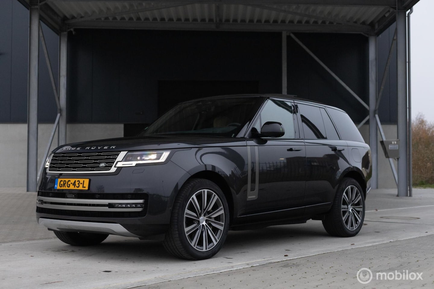 Land Rover Range Rover - 3.0 P510e HSE PHEV - AutoWereld.nl