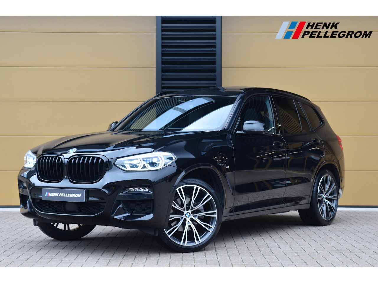 BMW X3 - xDrive20i High Executive Edition * M-Sport * Panoramadak * 20'Lm * Trekhaak * - AutoWereld.nl