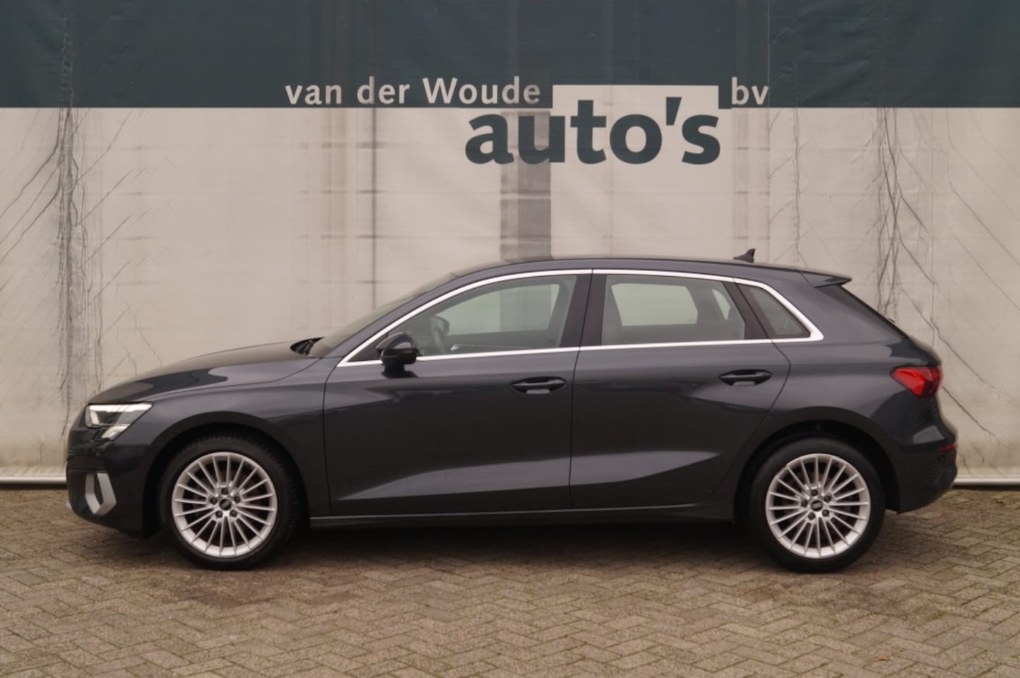 Audi A3 Sportback - 30 TFSI Automaat Advanced Edition -LEER-NAVI-ECC- - AutoWereld.nl