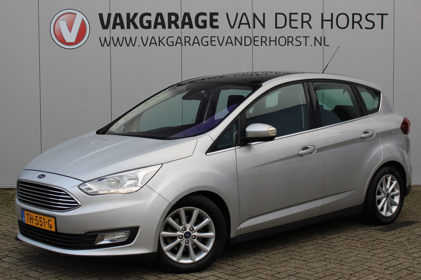 Ford C-Max - 1.0-125pk Titanium. Nette en goed onderhouden hoogzitter ! Volautm. airco dual, panoramada - AutoWereld.nl
