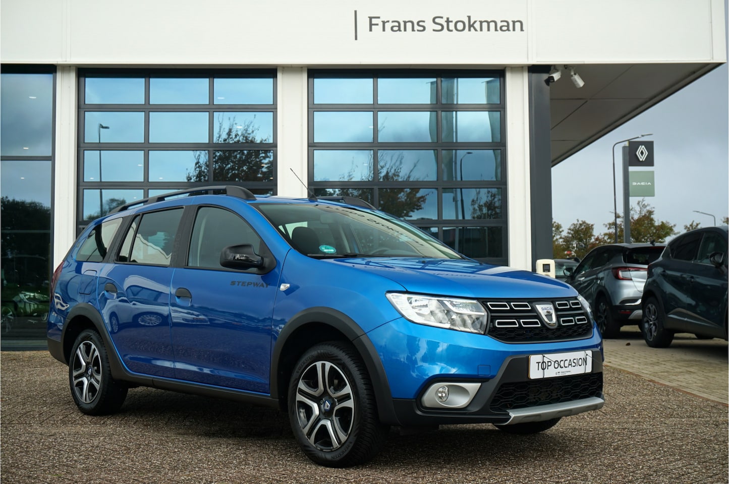 Dacia Logan MCV - 1.0 TCe Bi-Fuel Stepway Serie Limitee 15th Anniv. 1.0 TCe Bi-Fuel Stepway Serie Limitee 15th Anniv. - AutoWereld.nl