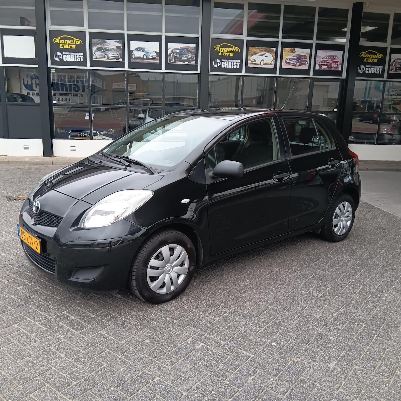 Toyota Yaris - 1.0 VVTi Acces 1.0 VVTi Acces - AutoWereld.nl
