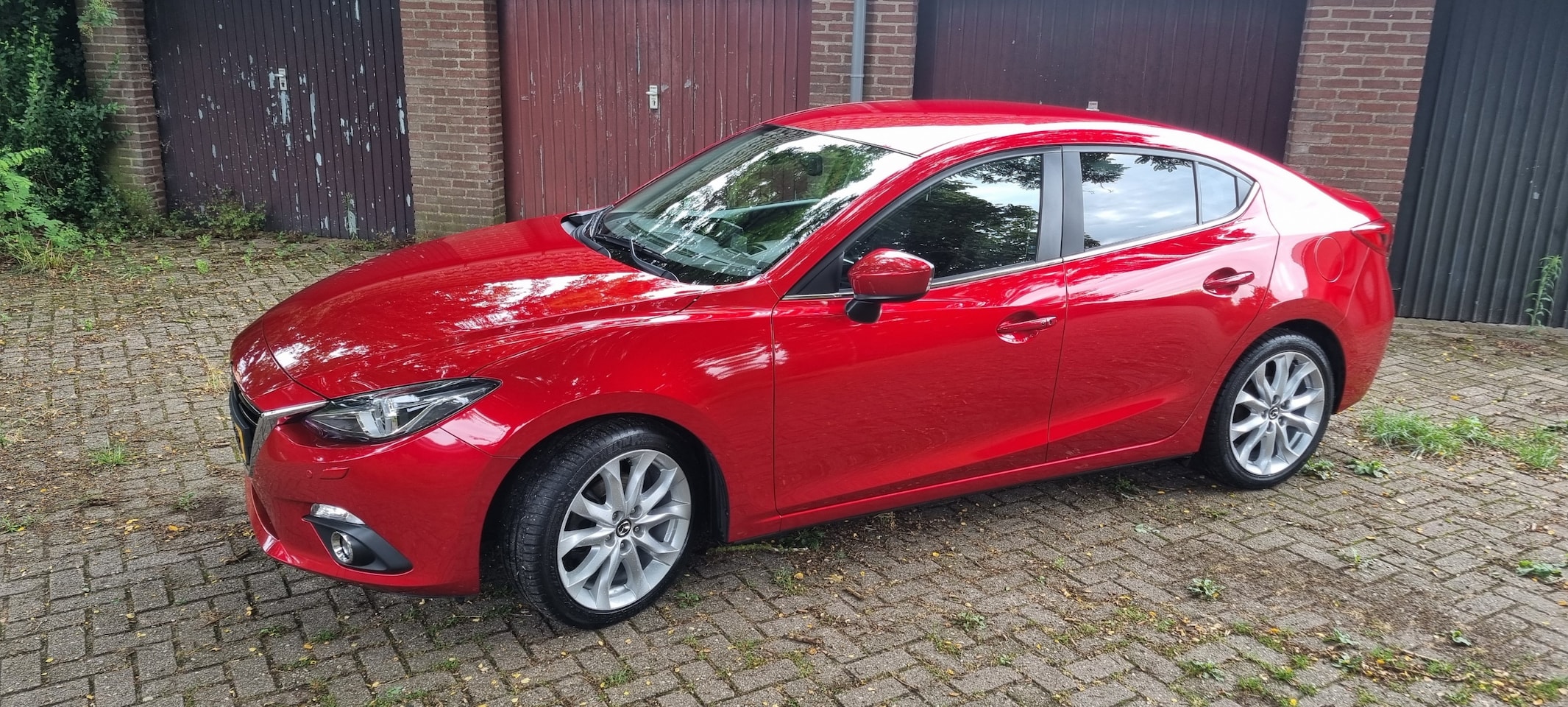 Mazda 3 - 2.0 GT-M 119pk, Bose speakers, cruise control - AutoWereld.nl