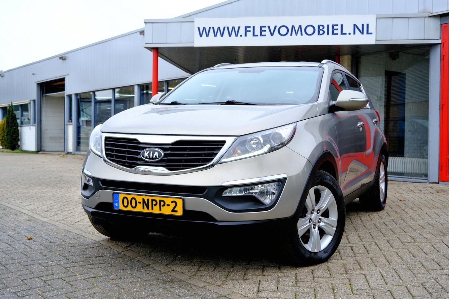 Kia Sportage - 1.6 GDI X-ecutive Plus Pack Clima|Half Leder|LMV|Cruise - AutoWereld.nl