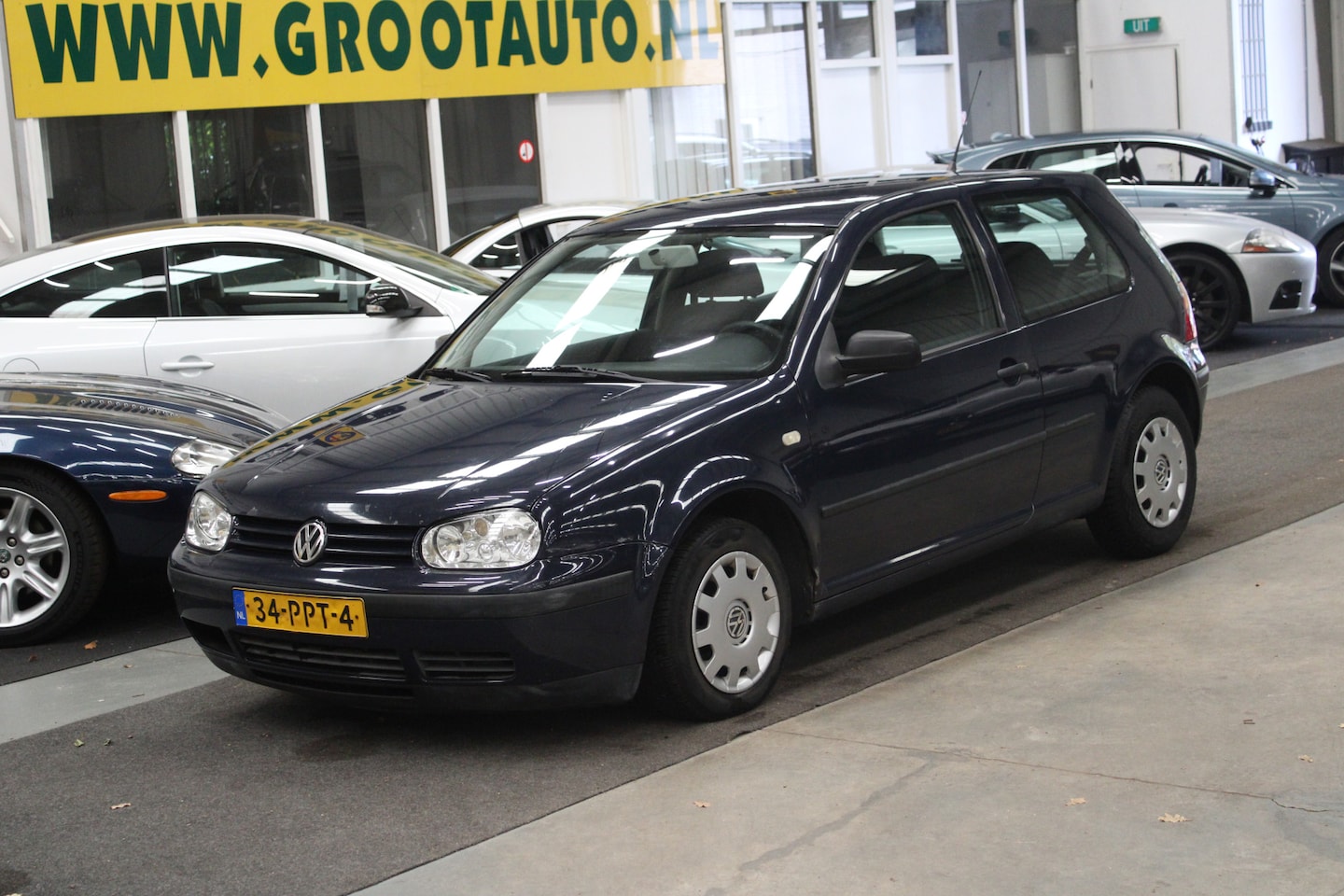 Volkswagen Golf - 1.4-16V Trendline Trekhaak, Stuurbekrachtiging - AutoWereld.nl
