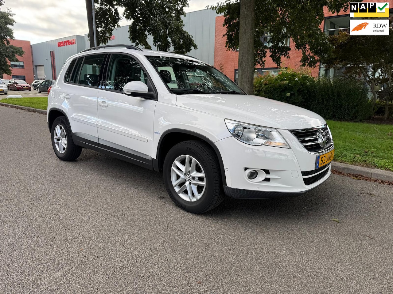 Volkswagen Tiguan - 2.0 TSI Comfort&Design 4Motion AUTOMAAT - AutoWereld.nl