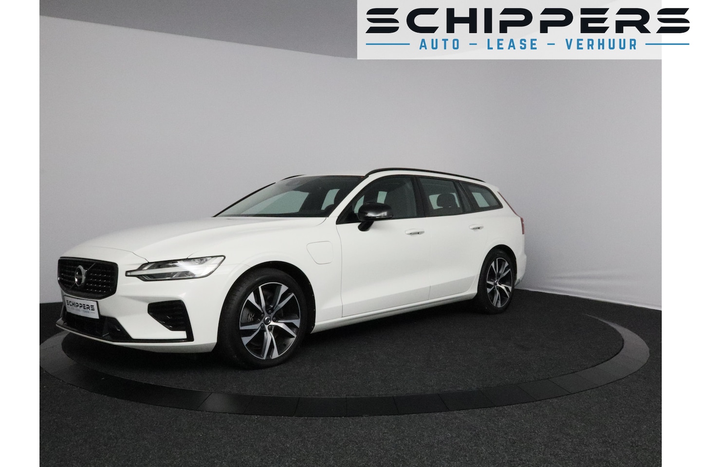 Volvo V60 - 2.0 T6 Recharge AWD R-Design Expression | Trekhaak elektrisch wegklapbaar - AutoWereld.nl