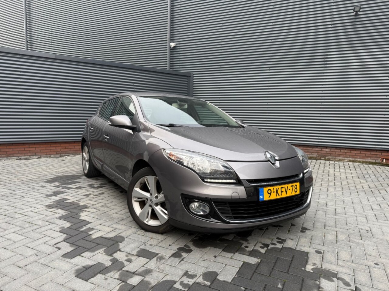 Renault Mégane - 1.2 TCe Collection - Handel/export - AutoWereld.nl