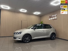 Skoda Fabia - 1.2 TSI Style * Automaat / 32.872 km + NAP / Navigatie / NL Auto