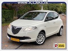 Lancia Y(psilon) - Ypsilon 1.2 BI-FUEL GOLD - Airco - APK 11-2026